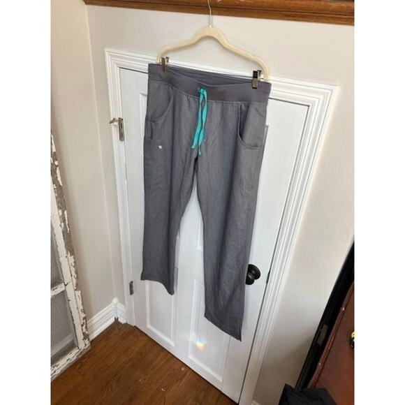 figs‎ scrubs size large grey - Picture 2 of 7